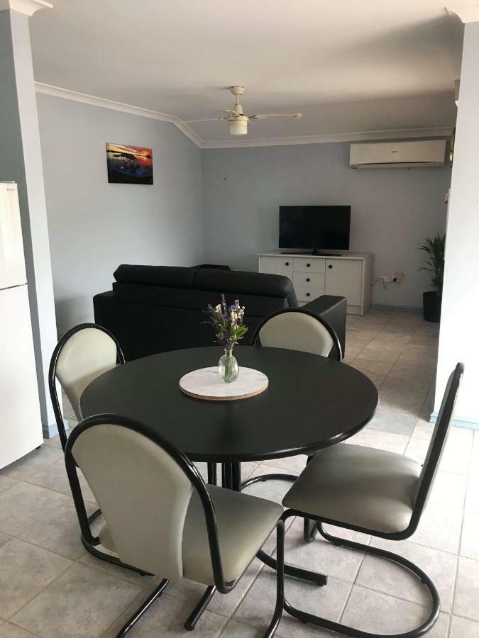 Guesthouse On Dolphin Safety Bay 外观 照片