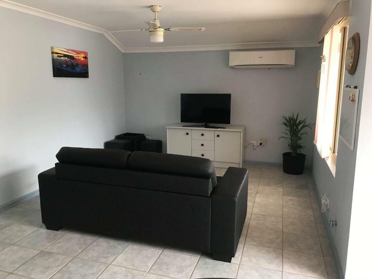 Guesthouse On Dolphin Safety Bay 外观 照片